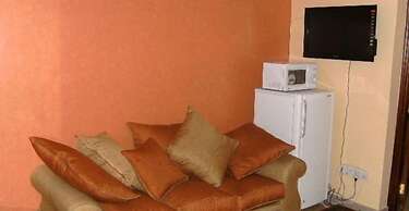 Fahari Guest House