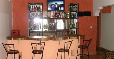 Fahari Guest House