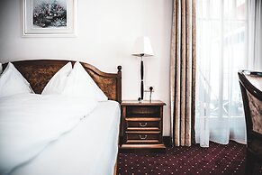 Cella Central Historic Boutique Hotel