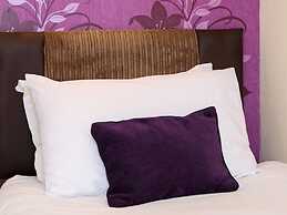 The Riviera Guest House