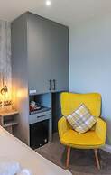 The Riviera Guest House