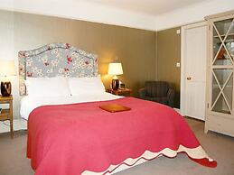 The Angel Hotel