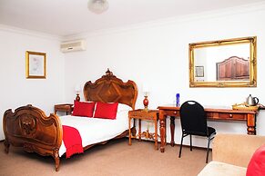 Roseland House