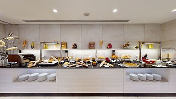 Ayass Hotel