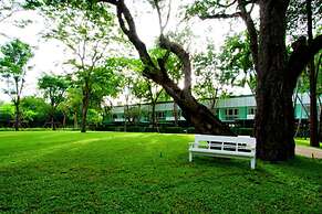 Raya Resort Beach front - The Most Green Resort in Cha-am