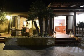 Oasis Hotel Residence & Resort