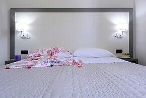 Oasis Hotel Residence & Resort