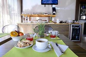 Oasis Hotel Residence & Resort