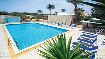 Oasis Hotel Residence & Resort