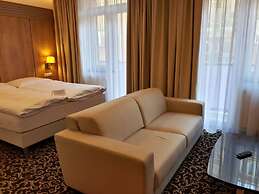Hotel Urpin City