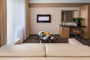 Hotel Urpin City
