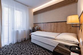 Hotel Urpin City