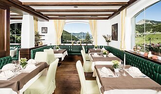 Hotel Continental Dolomites