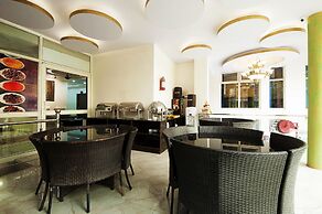 Airport Inn