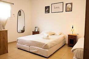 Loui Talpiot Hotel