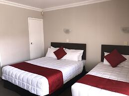 Barclay Motel