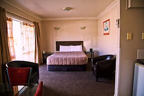 Barclay Motel