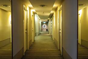 LiT BANGKOK Hotel