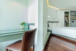 LiT BANGKOK Hotel