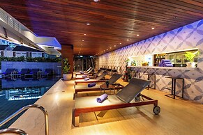 LiT BANGKOK Hotel