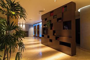 LiT BANGKOK Hotel