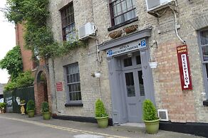 The Globe Hotel