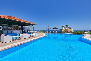 Everest Apartments