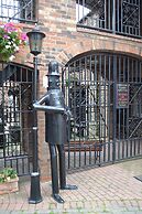 The Exchange Coach House Inn