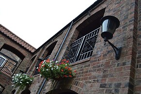 The Exchange Coach House Inn