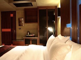 The Fusion Suites
