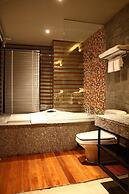 The Fusion Suites