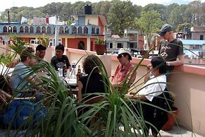 Cascade Hotel