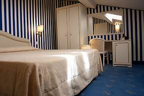 Hotel Navy
