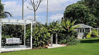 Moon Gate Villa