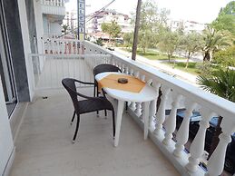 Gold Stern Hotel