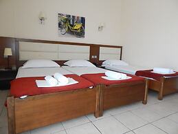 Gold Stern Hotel