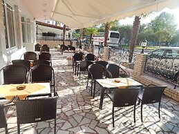 Gold Stern Hotel