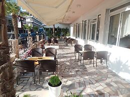 Gold Stern Hotel