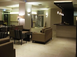 Achilles Hotel