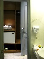 Achilles Hotel
