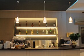 Achilles Hotel