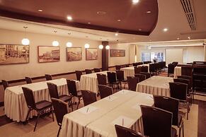 Ramada by Wyndham Manila Central