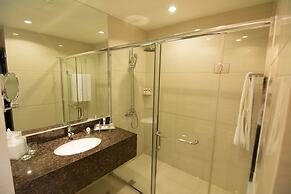 Ramada by Wyndham Manila Central