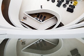 Lone Hotel by Maistra Collection