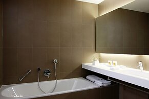 Lone Hotel by Maistra Collection