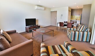 Lady Bay Resort
