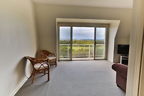 Lady Bay Resort