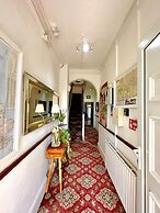 Anand Lodge