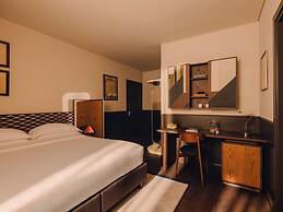 Aethos Hotel Milan