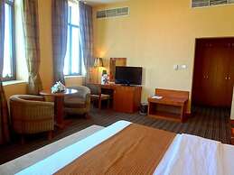 Al Massa Plus Hotel